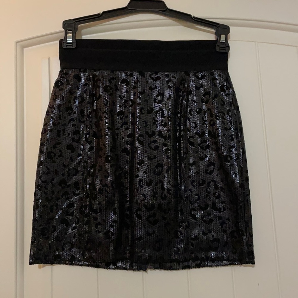 Guess skirt